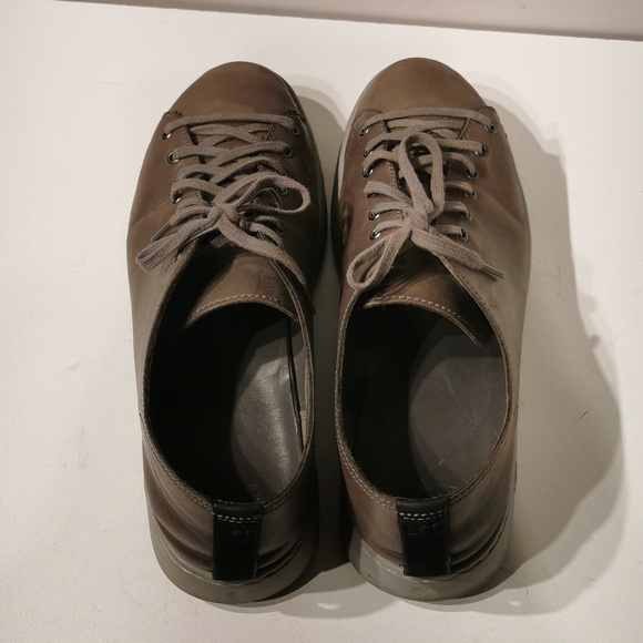 UGG Mens Leather Pismo Sneakers - Picture 2 of 7